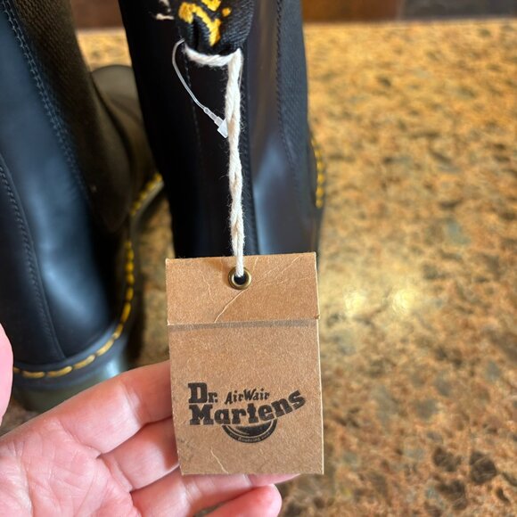 New Dr. Doc Martens Air Wair Men's 2976 HI Chelsea Boot 11 Black Smooth Leather - Picture 10 of 12